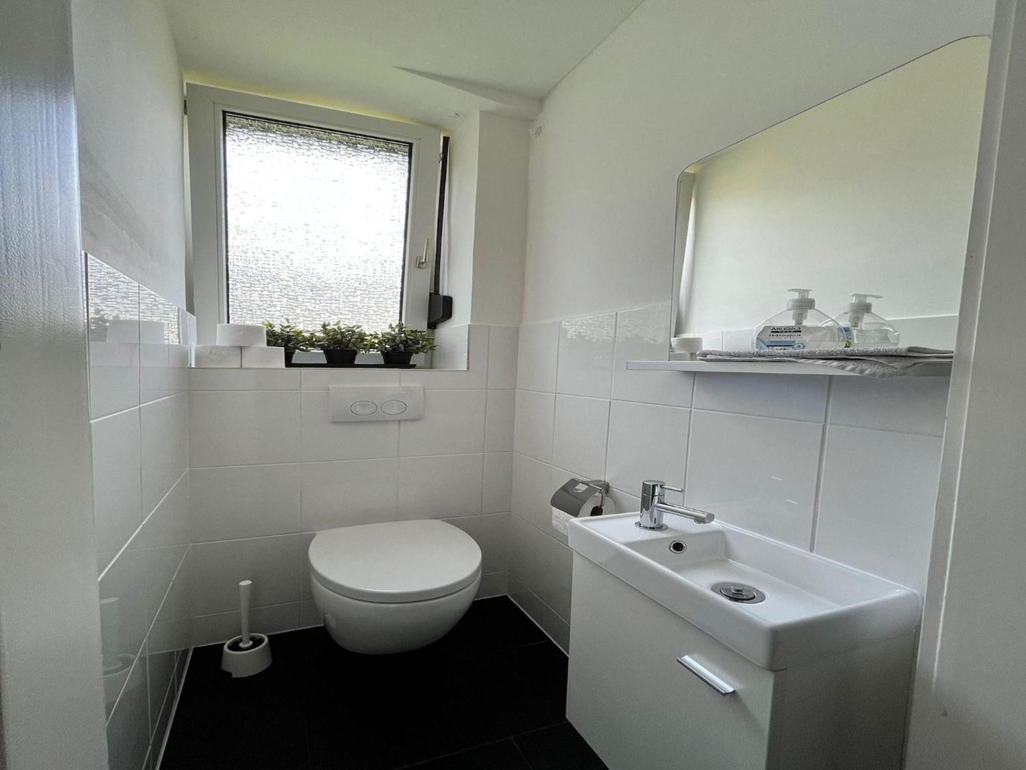 Spacious Apartment In Weser Uplands With Garden Bad Pyrmont Exteriör bild
