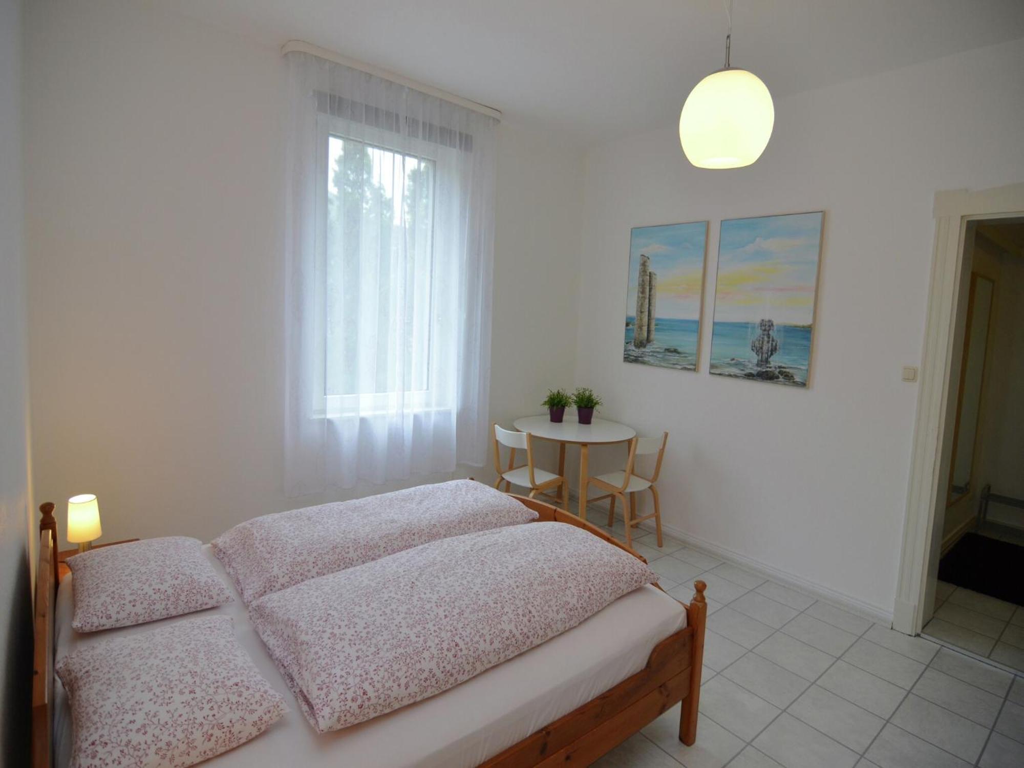 Spacious Apartment In Weser Uplands With Garden Bad Pyrmont Exteriör bild