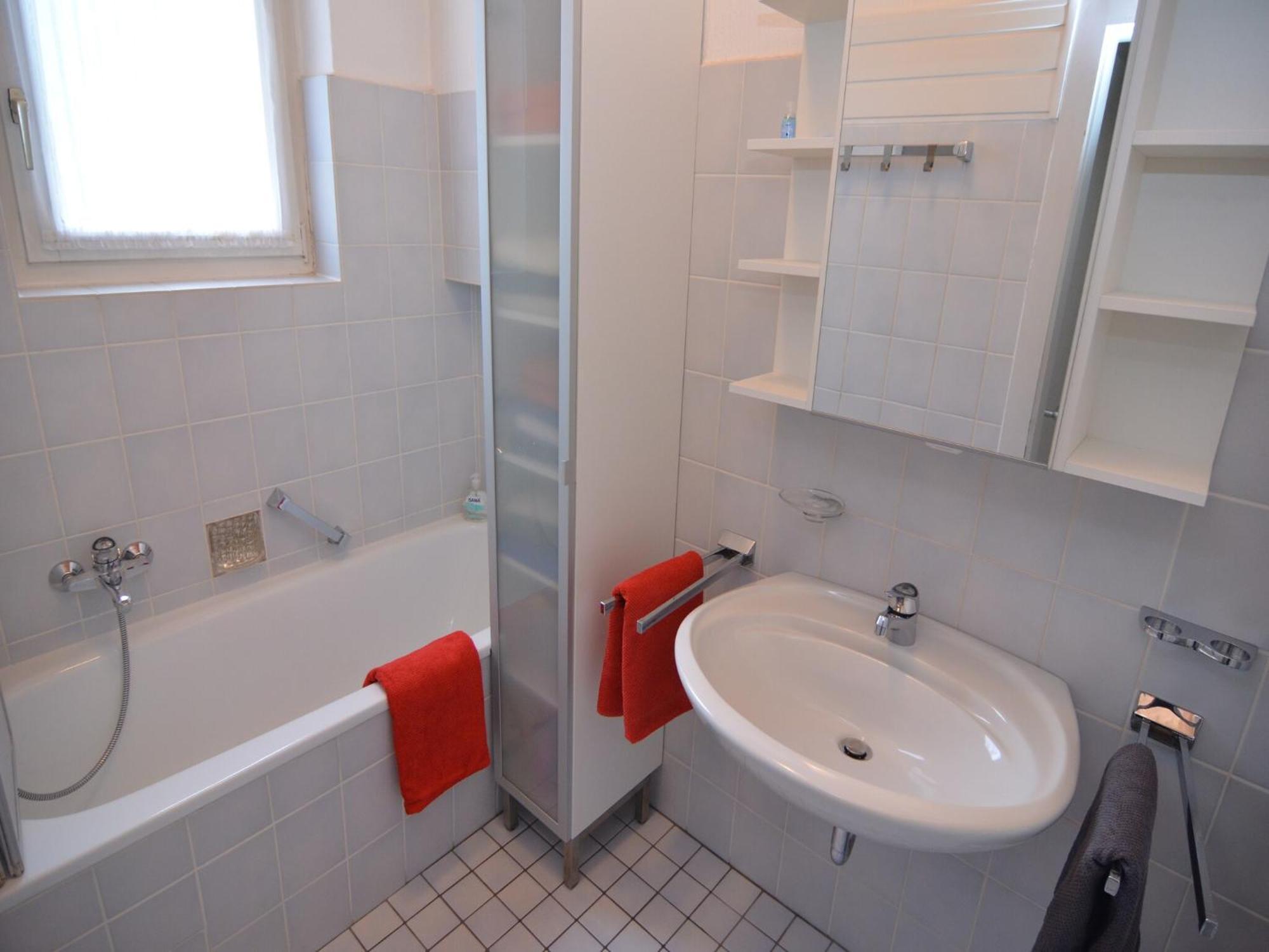 Spacious Apartment In Weser Uplands With Garden Bad Pyrmont Exteriör bild
