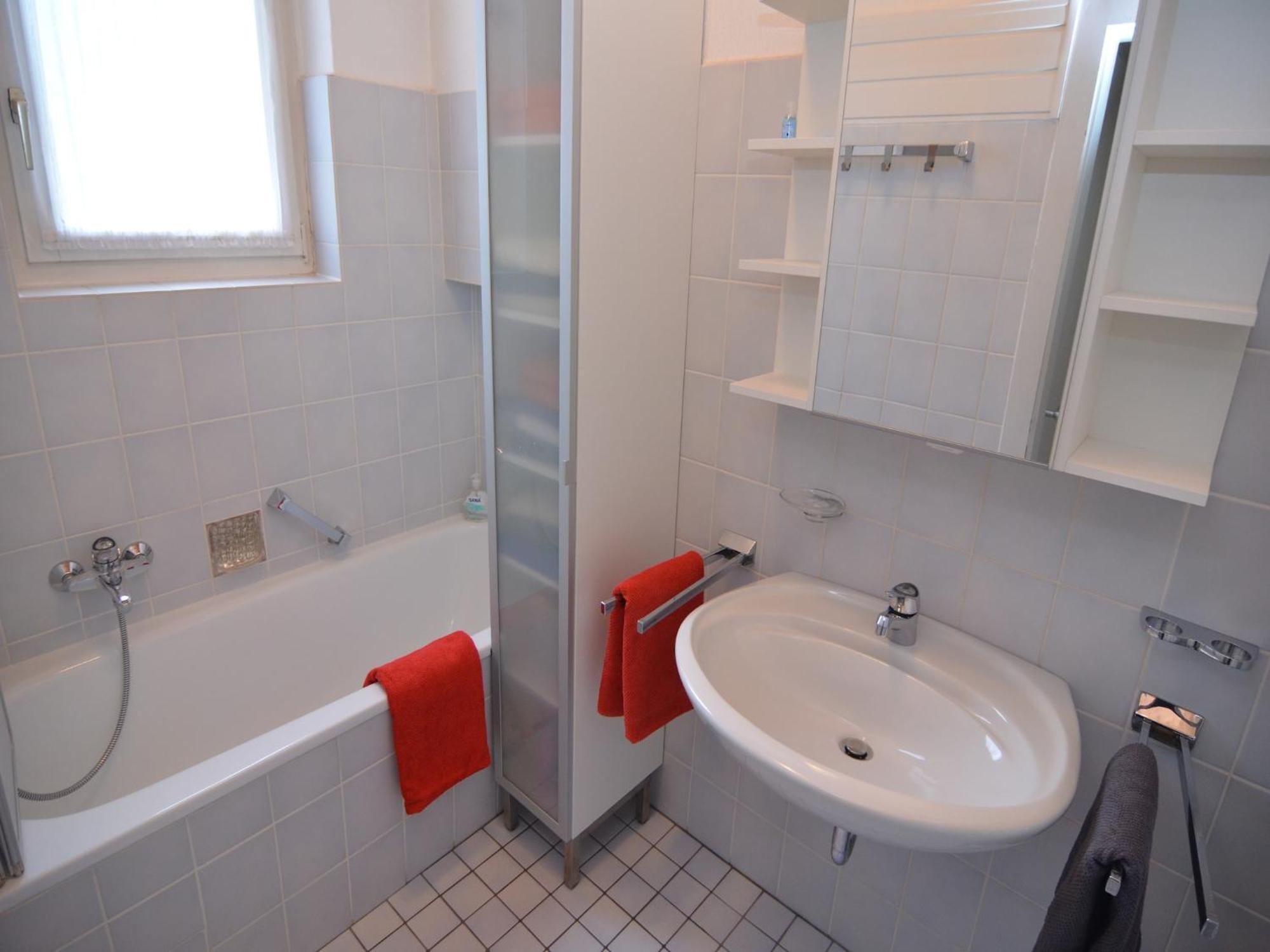 Spacious Apartment In Weser Uplands With Garden Bad Pyrmont Exteriör bild