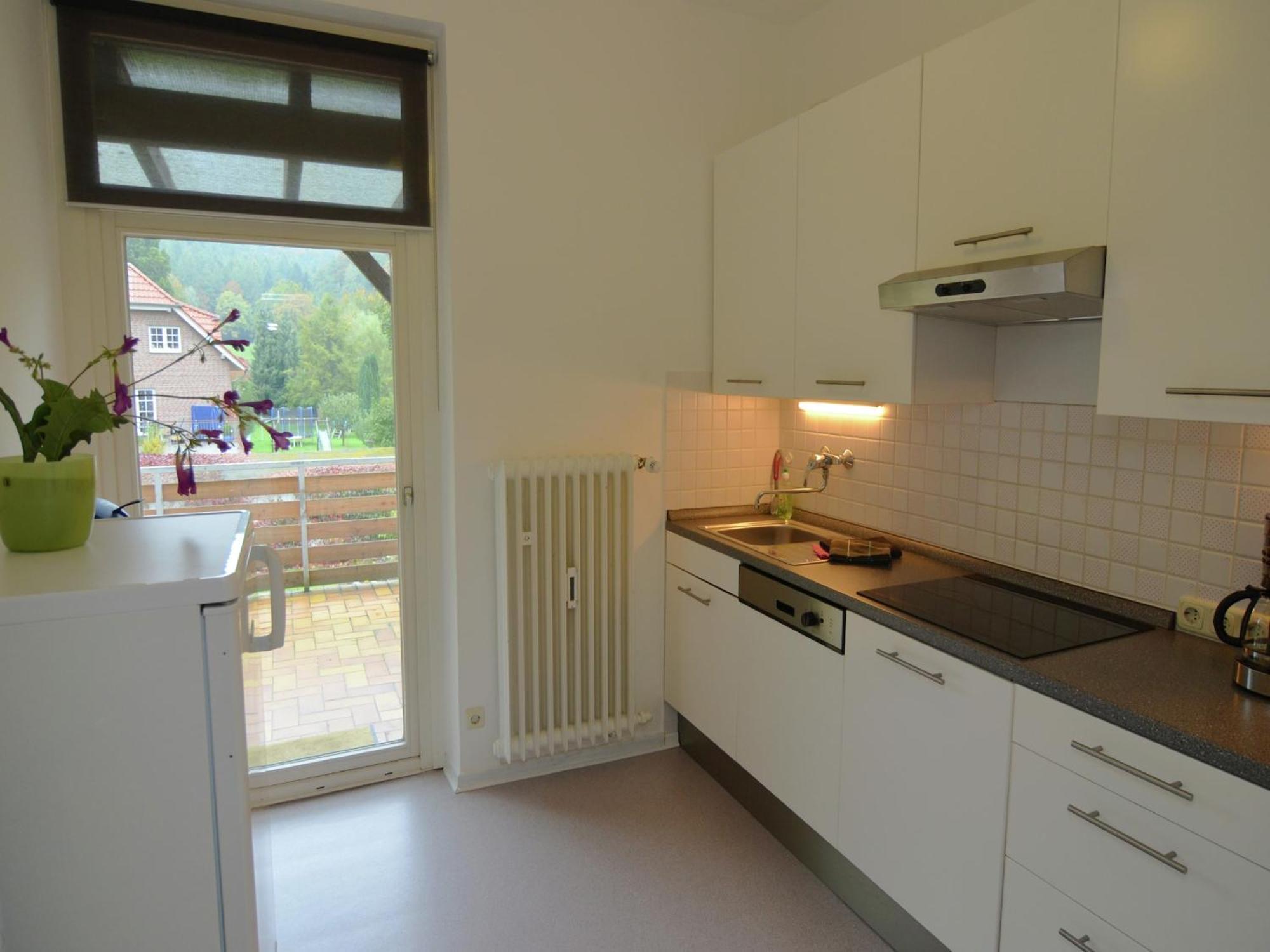 Spacious Apartment In Weser Uplands With Garden Bad Pyrmont Exteriör bild
